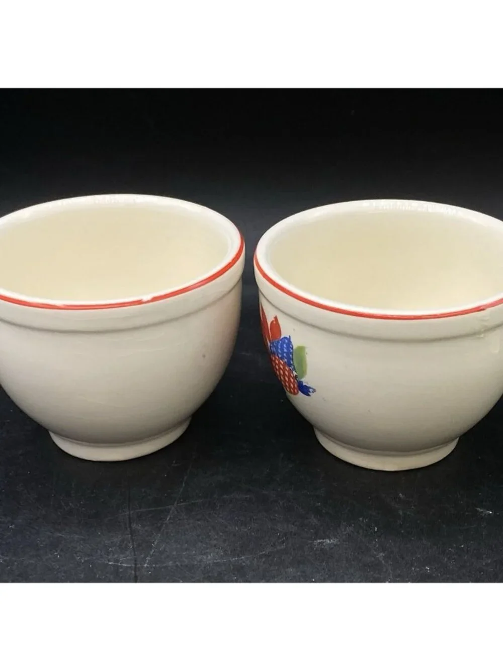 2 Universal Potteries Calico Fruit Pattern Custard Dessert Cup Vintage READ